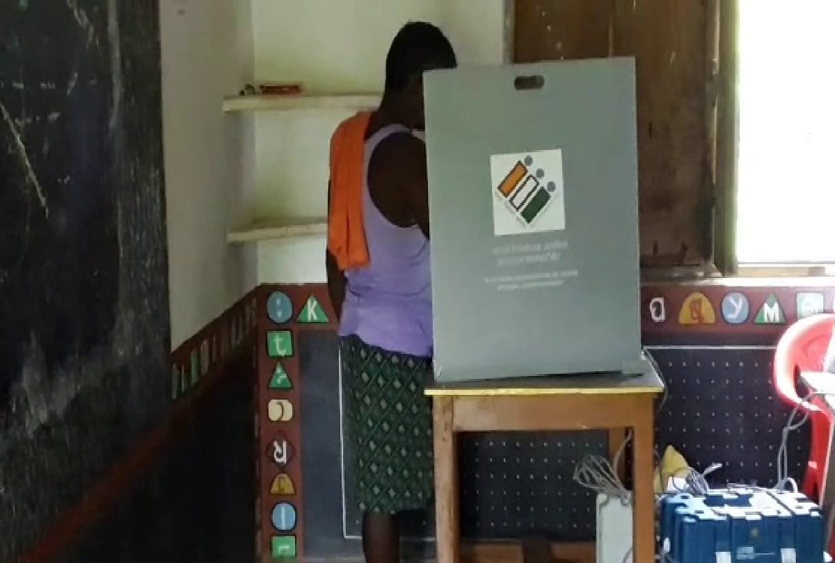 Supreme Court rejected PIL seeking direction for compulsory voting by citizen in general election