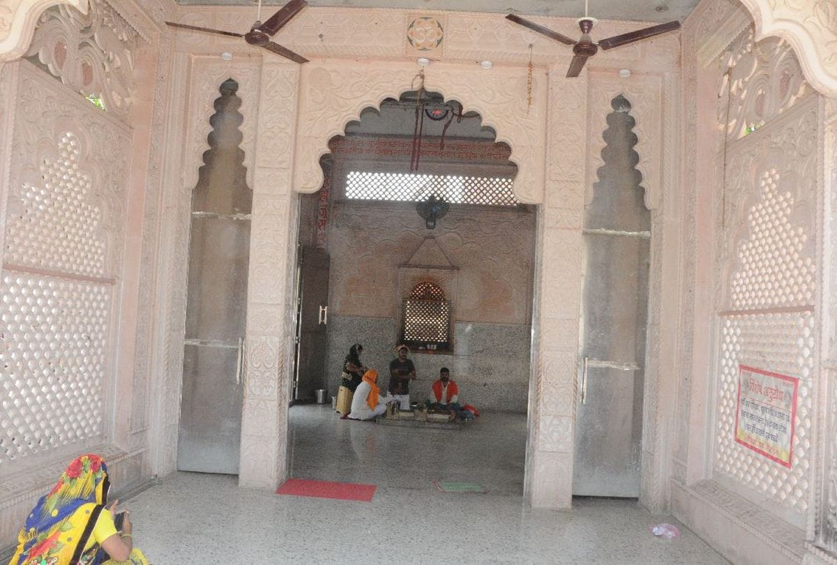 sawan 2019 rajeshwar mahadev mandir mela in agra