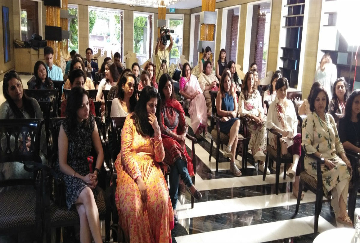 acid attack victim Reshma Qureshi gave message to girls in agra