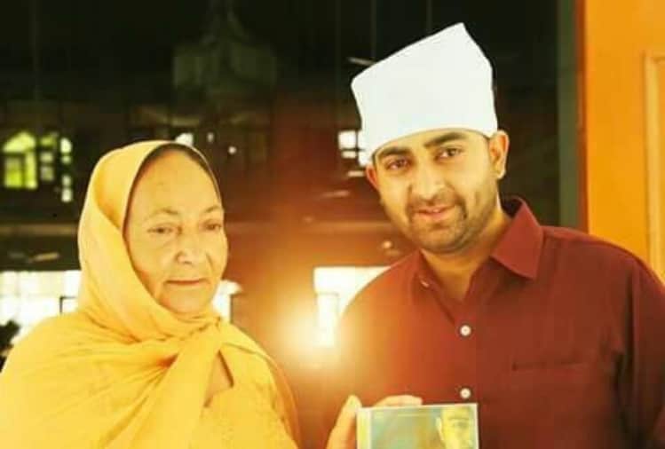 punjabi singer sharry mann emotional note mother passes away