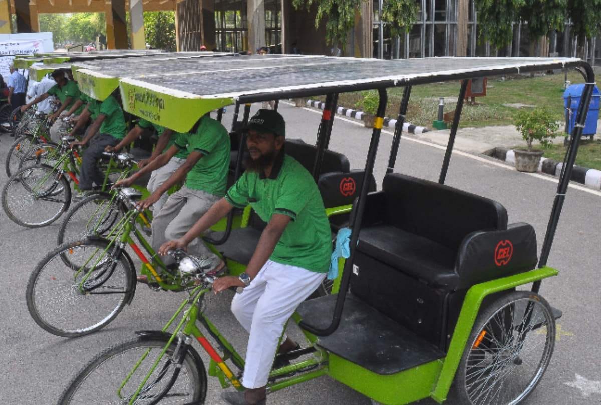 solar rikshaw debut in iit delhi