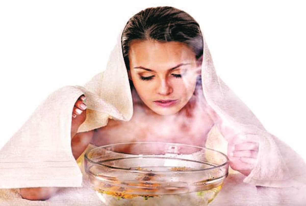 Tomato facial for glowing and spotless skin