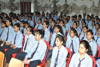 Shri Murari Lal Maheshwari Smriti debating competition in mathura