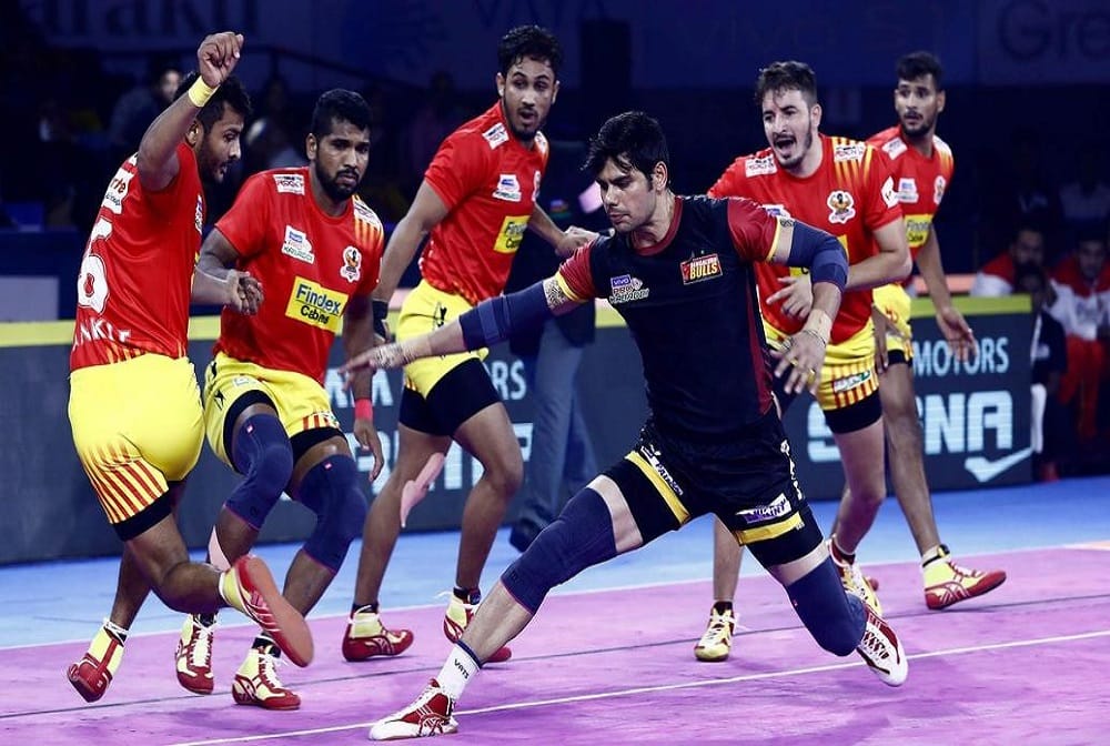 pro kabaddi 2019 live scores and updates Bengaluru Bulls vs Gujarat Fortunegiants