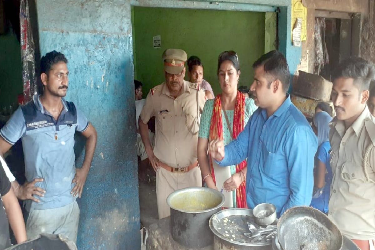 Mid-day meals made from substandard spices