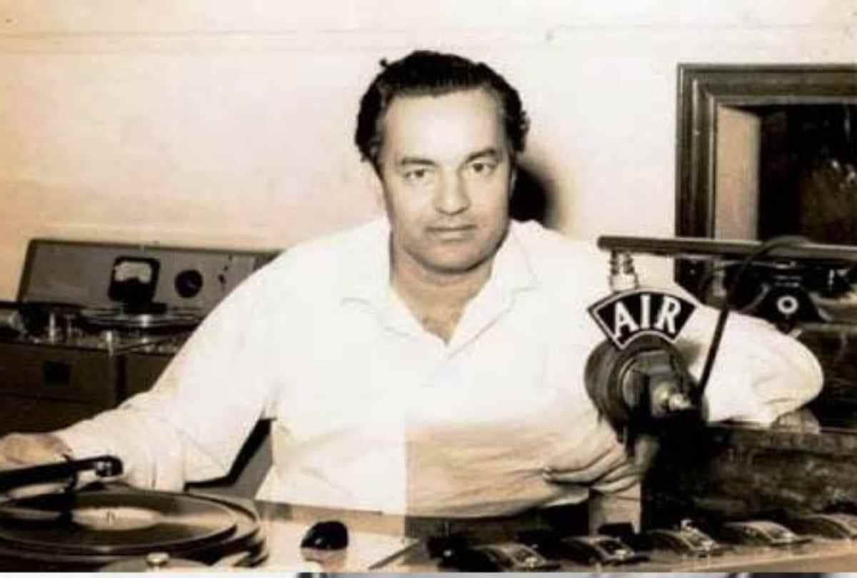 Mukesh Birthday Singer Mukesh Made Raj Kapoor Superstar
