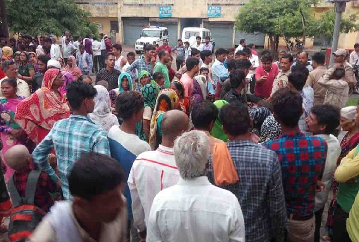 Lightning and dust storm hits Uttar Pradesh at least 24 people killed