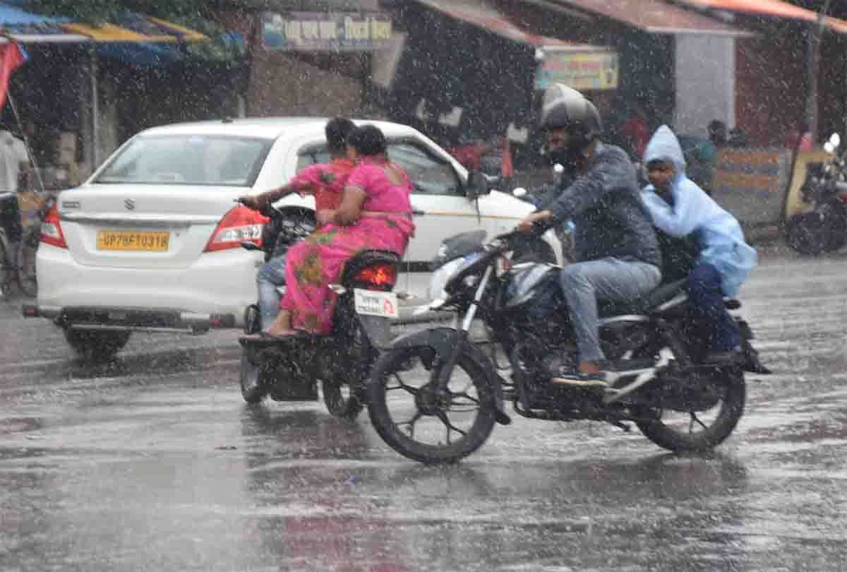Schools up to 12th will be closed on Monday in Gorakhpur 