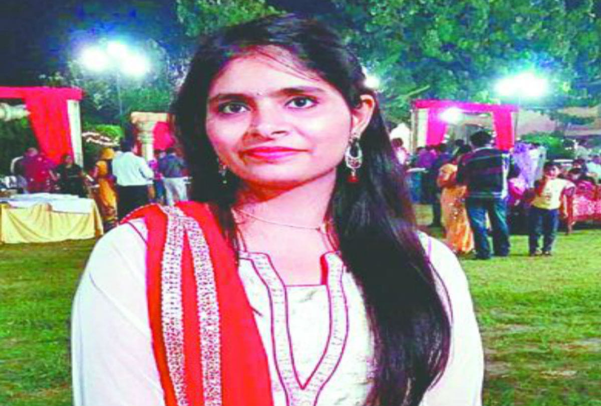 Shubhangi Gupta get 94 Position rank in UP PCS J Exams 2018