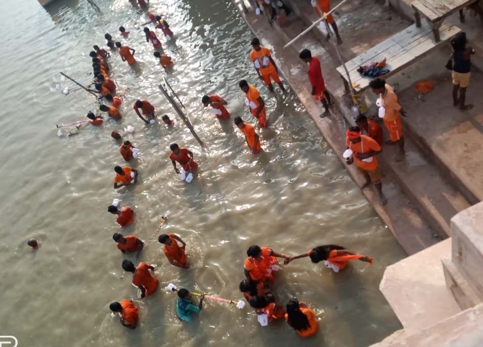 On Monday, on the first day of Jalabhishek, to reach the Ganga water.
