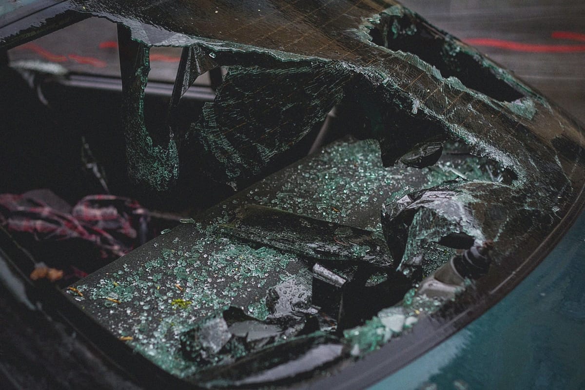speeding car rammed into people illing two and seriously injured four people