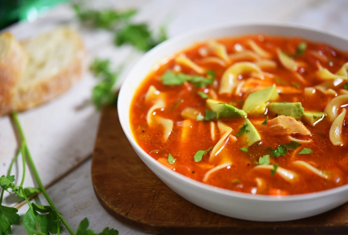 make chicken soup with easy recipe it takes only 30 minute