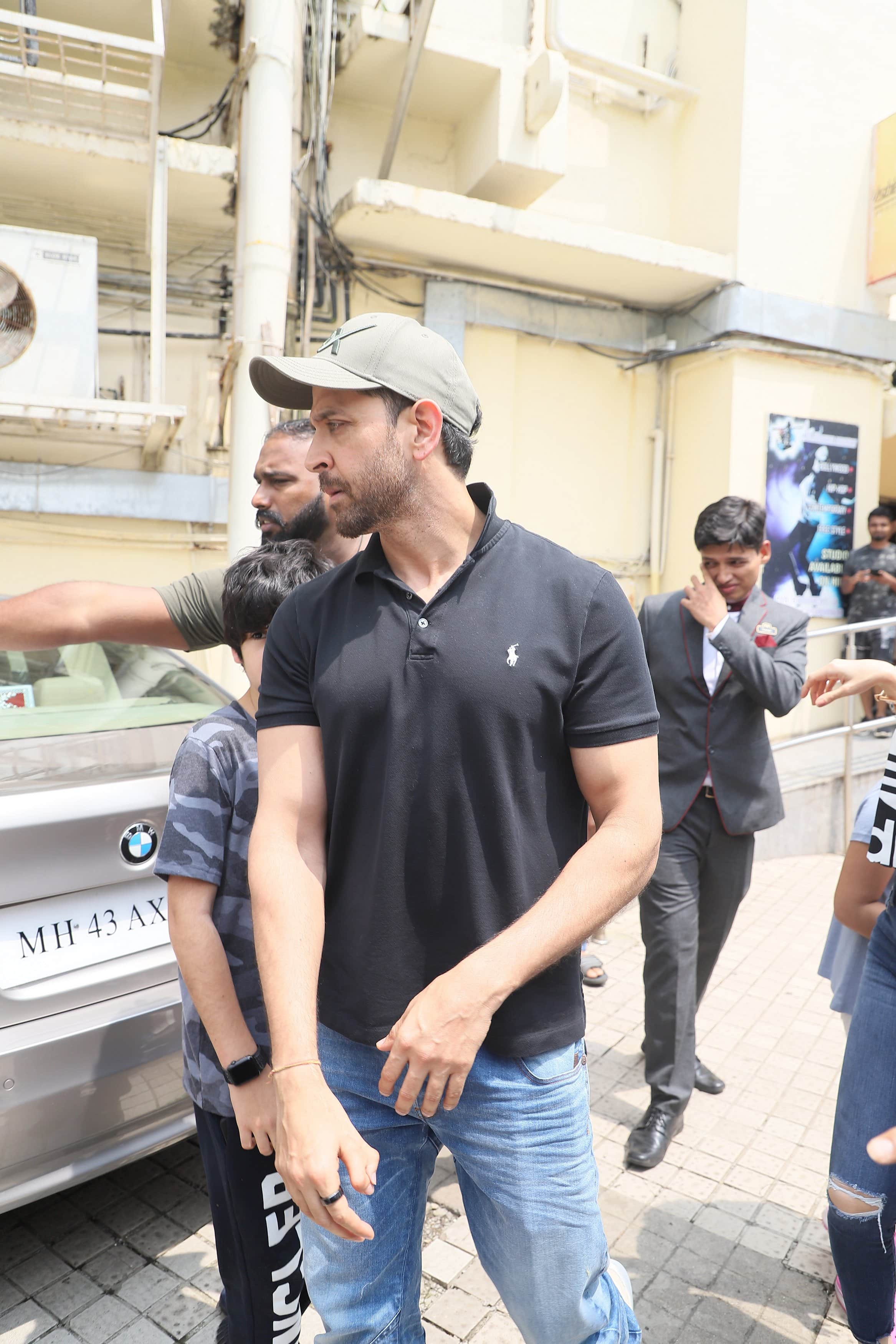 Hrithik Roshan remember his first film Kaho Naa Pyaar Hai after success super 30