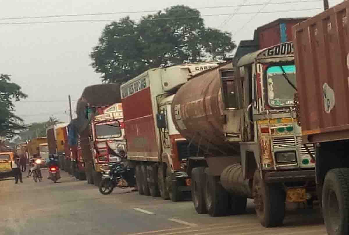Hulasangra rail crossing will remain closed for seven hours today