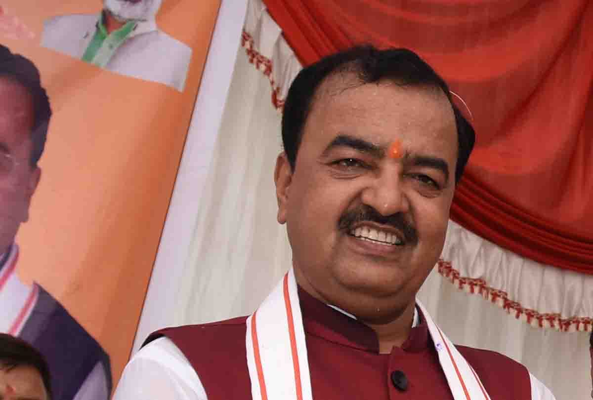 keshav maurya attacks on priyanka gandhi and mayawati