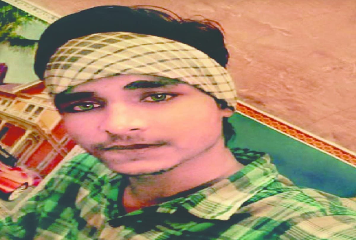 Minor killed after shoulder collision in delhi