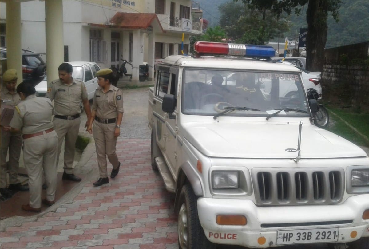 Police Busted Of Highprofile Brothel Racket In Mandi District At Himachal Pradesh