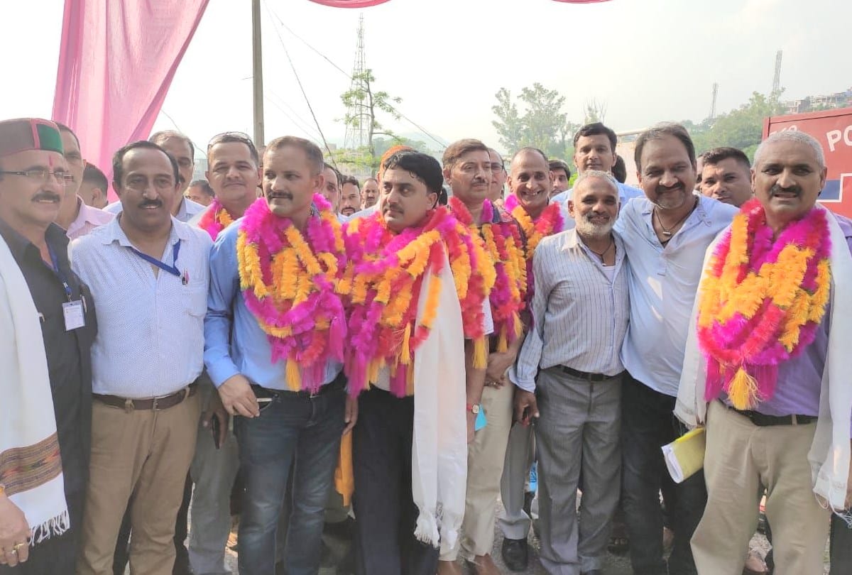 Vinod unanimously elected as the head of Non gazetted staff association