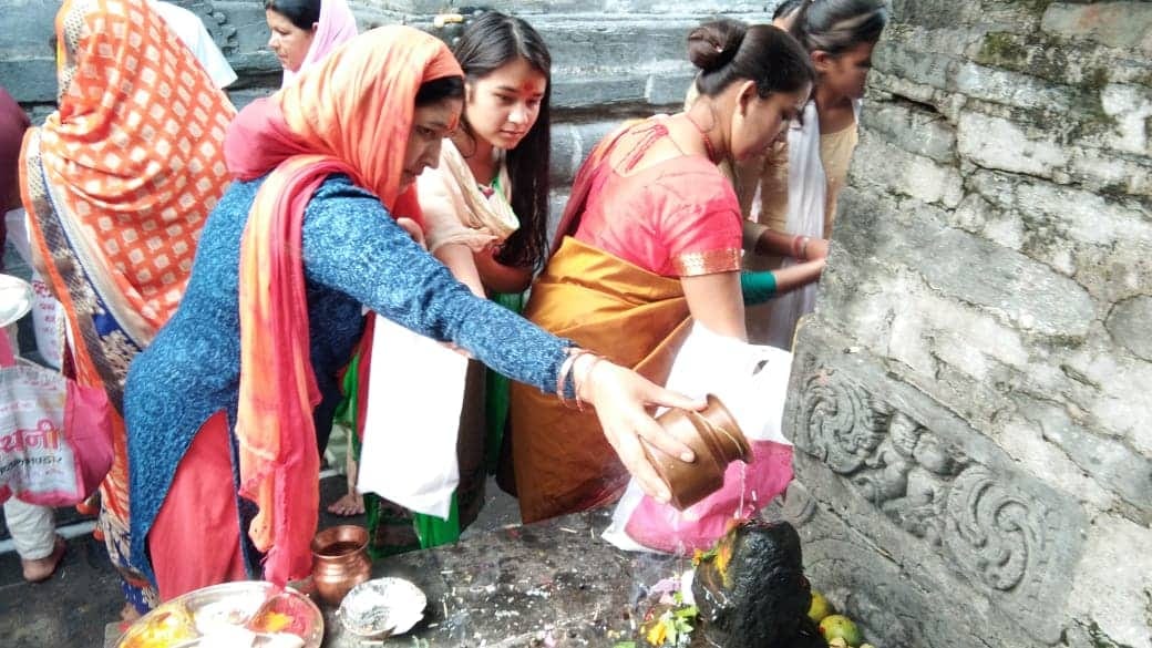 Sawan 2019 First Monday devotee rush on lord shiv madir