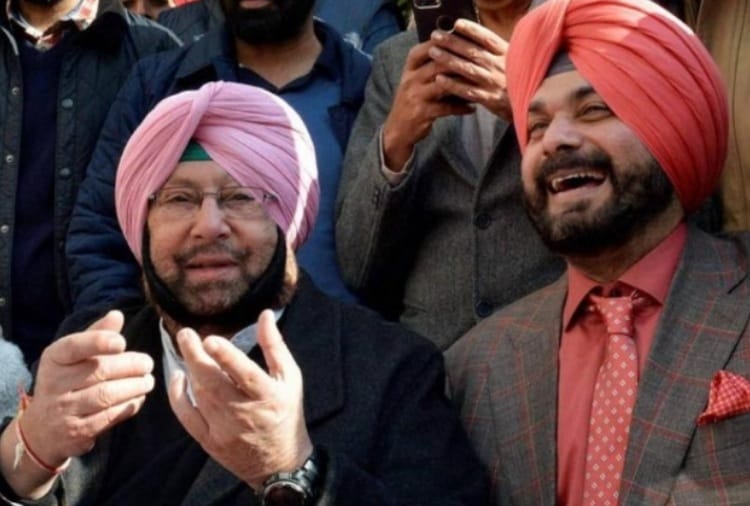 reasons behind clash in navjot sidhu and captain amrinder singh, congress