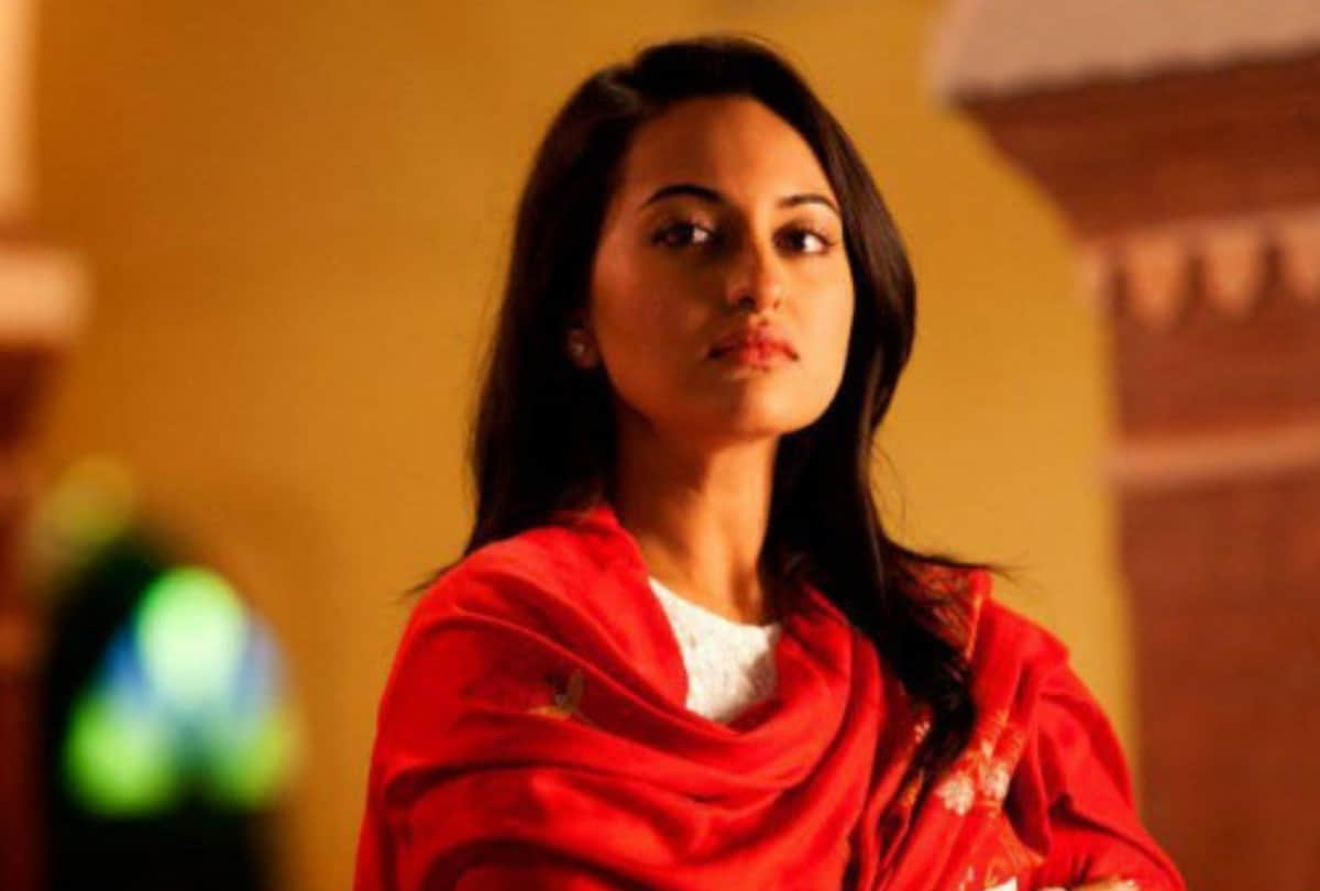 Stay Order Suit In High Court On Sonakshi Sinha Film Khandaani Shafakhana