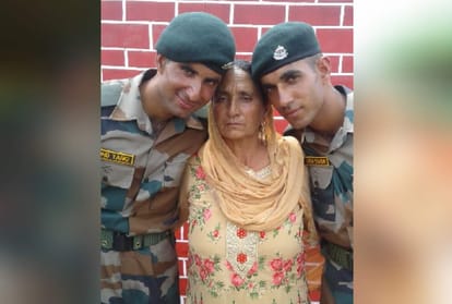 martyr aurangzeb two brothers joins army father says sent in army to take revenge of aurangzeb death