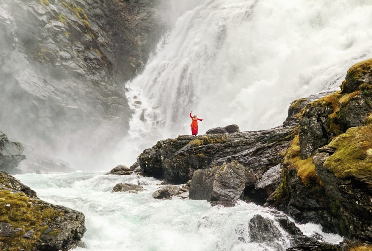 India's most beautiful waterfalls visit in monsoon 2019