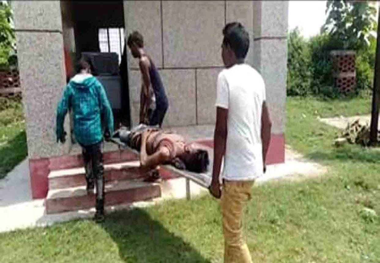 road accident in chitrakoot, one people died and one injured
