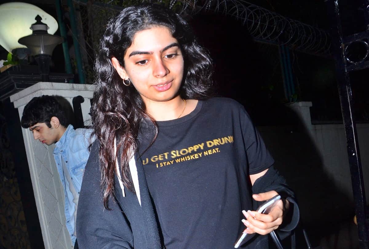 Khushi Runs Spotted at brother Arjun kapoor's home With A Mystery boy