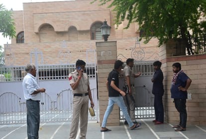 Income Tax Raid on Kuldeep Bishnoi House and Office at Hisar of Haryana