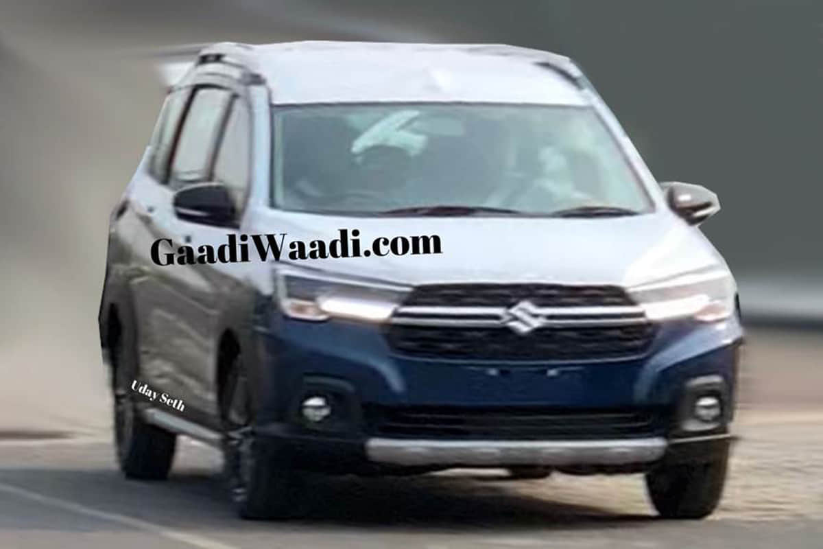 Maruti Suzuki ertiga based new XL6 MPV cabin and interior images leaked Launch In August