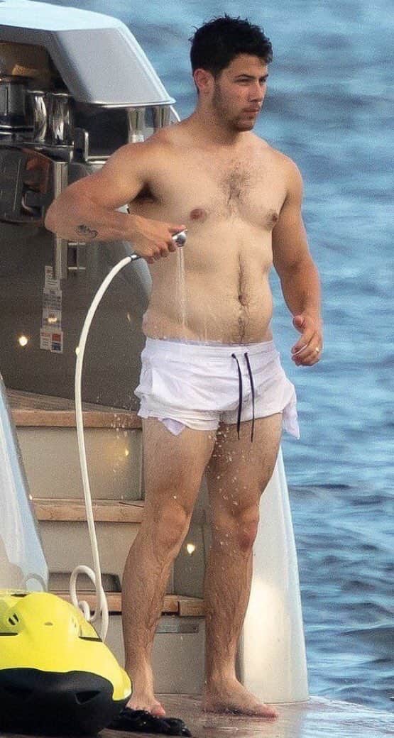Priyanka Chopra husband Nick Jonas get trolled of his Shirtless Pics