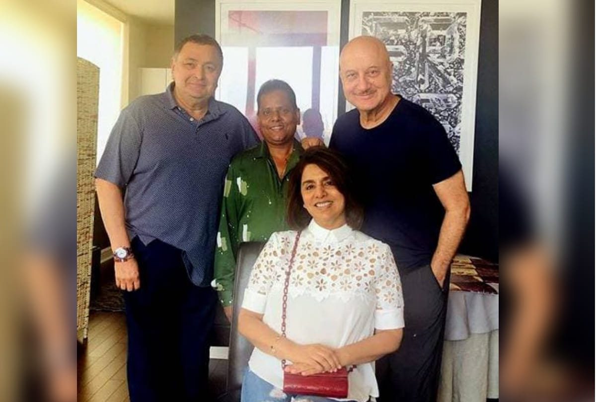 anupam kher fight with neetu kapoor and rishi kapoor for paying cab fare
