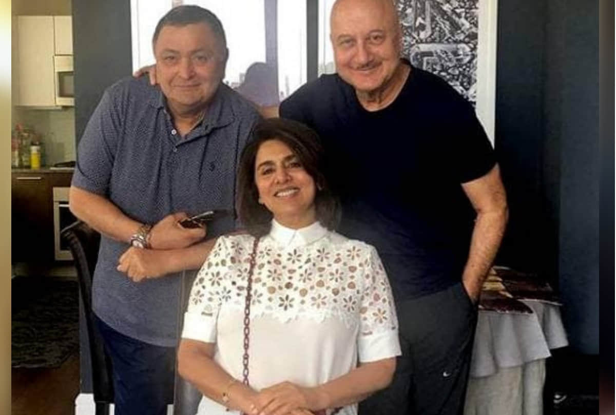 Anupam Kher write special post for Neetu Kapoor for back to work after Rishi Kapoor death