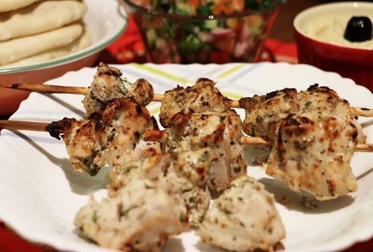 This weekend try Soya Malai Tikka at home as it is perfect for starter