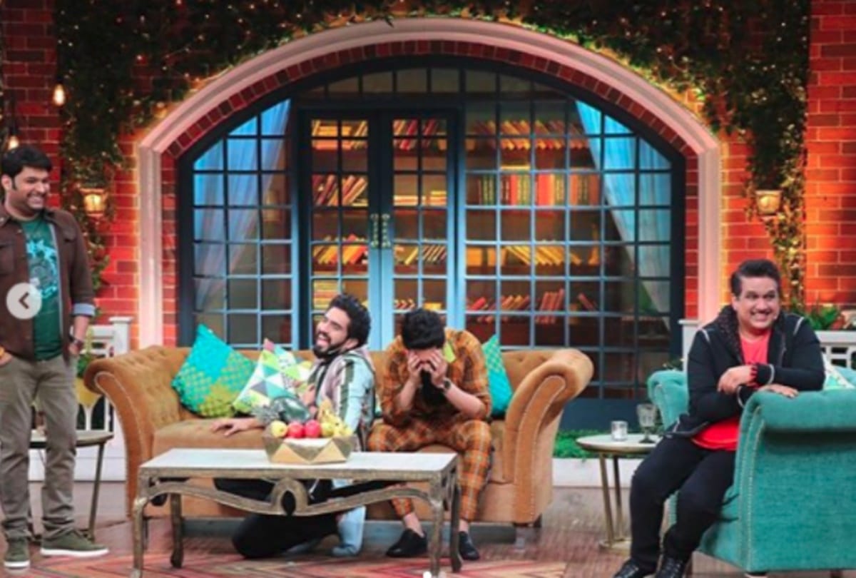 Amaal Mallik with Armaan Malik and father daboo malik on the kapil Sharma Show