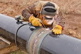 The oil pipeline was cut after the shutdown