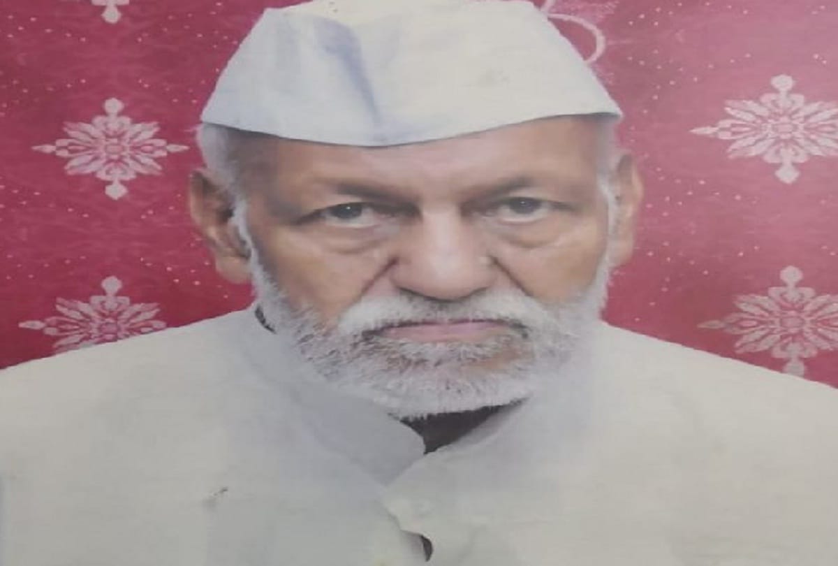 Farewell to freedom fighter Omkarnath Shastri with state honor, Bareilly, UP