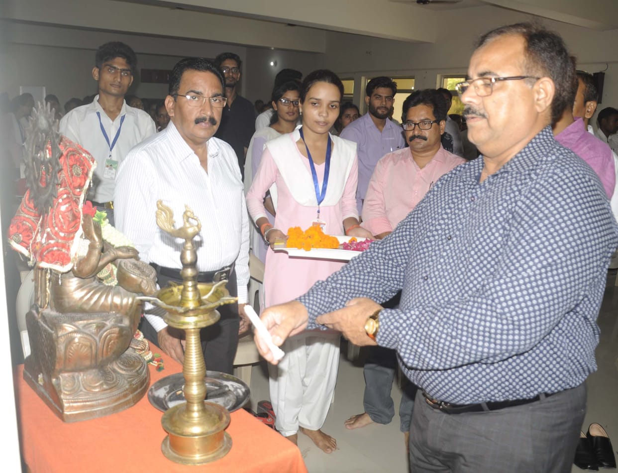 Aishwarya won debate contest