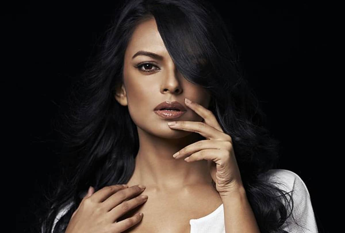 Actress Bidita Bag walked 5 kms barefoot to be on Shooting set