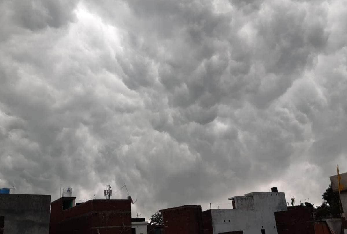 delhi ncr weather update scorching heat cloudy sky strong wind to blow today