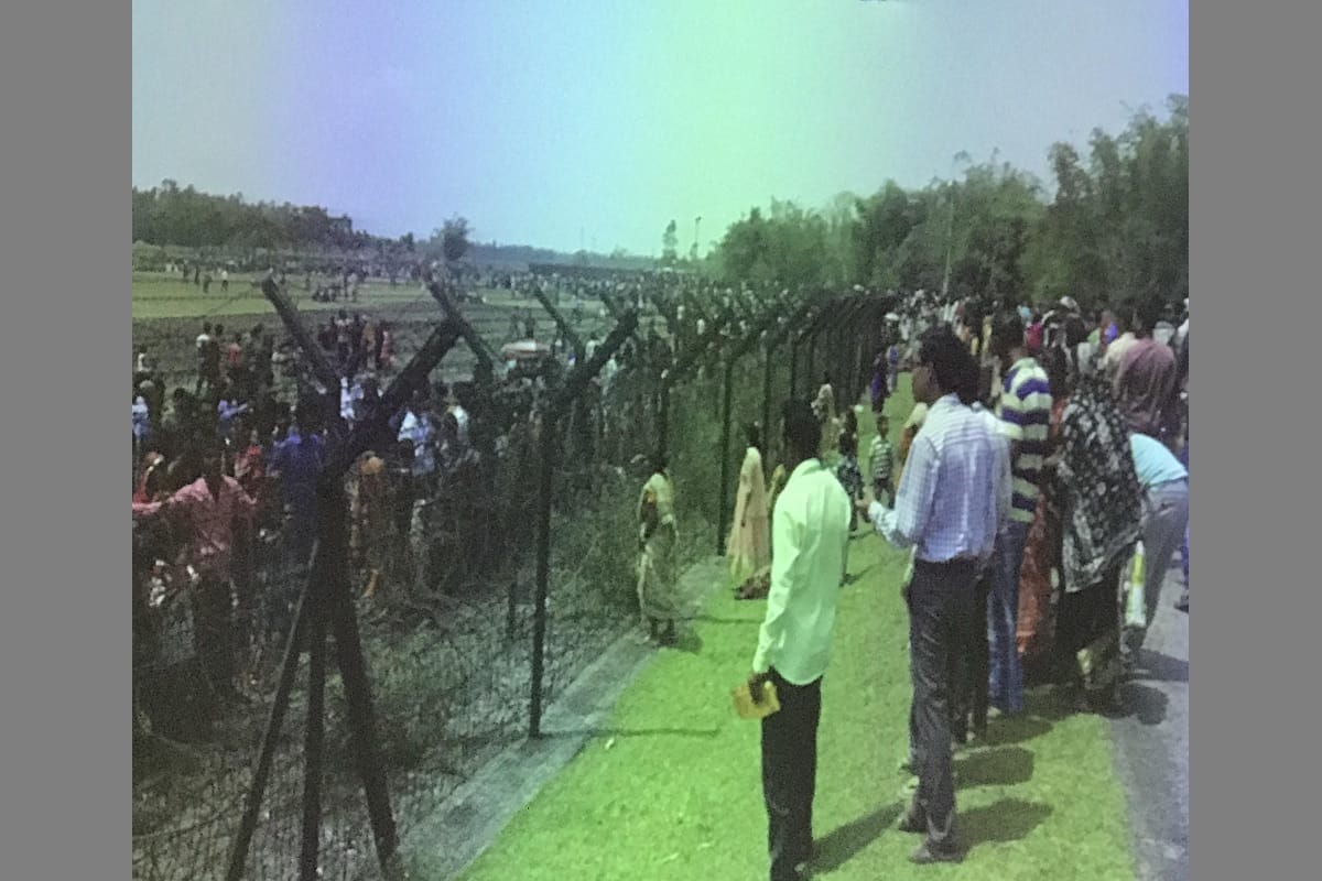 india-bangladesh border milan mela border security force BSF bangladesh border guard BGB