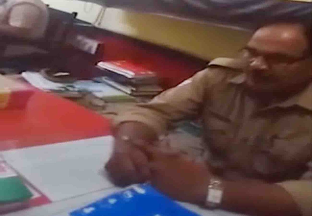 Girl harassed by cop in up, Priyanka tweets video