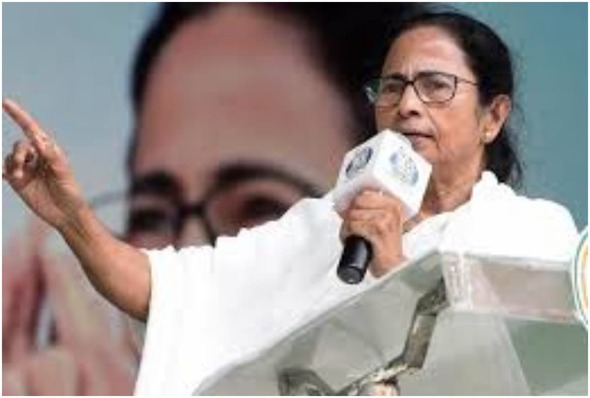 Mamata banerjee said this Time to focus on ailing economy, not religious issues