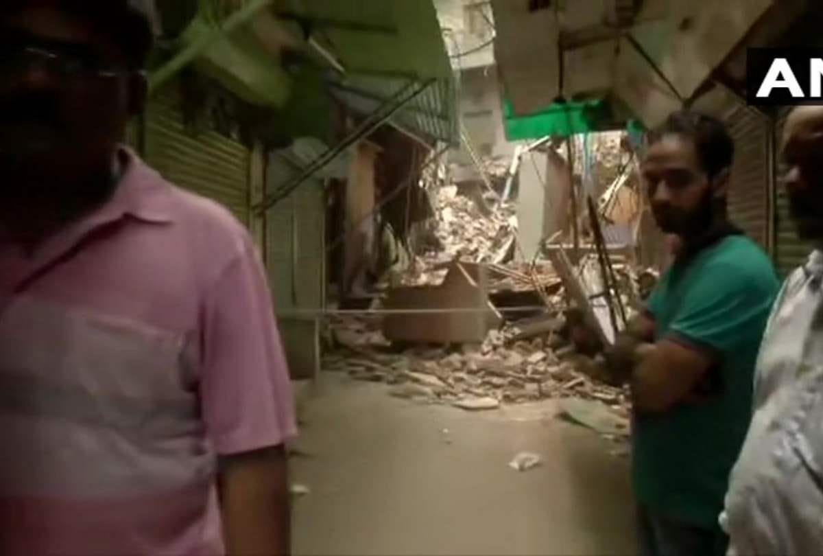 three storey building collapsed in Samaypur Badli delhi one died two injured