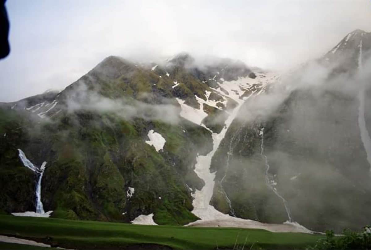 Srikhand Mahadev Yatra 2019 35 kilometer trekking in himachal pradesh
