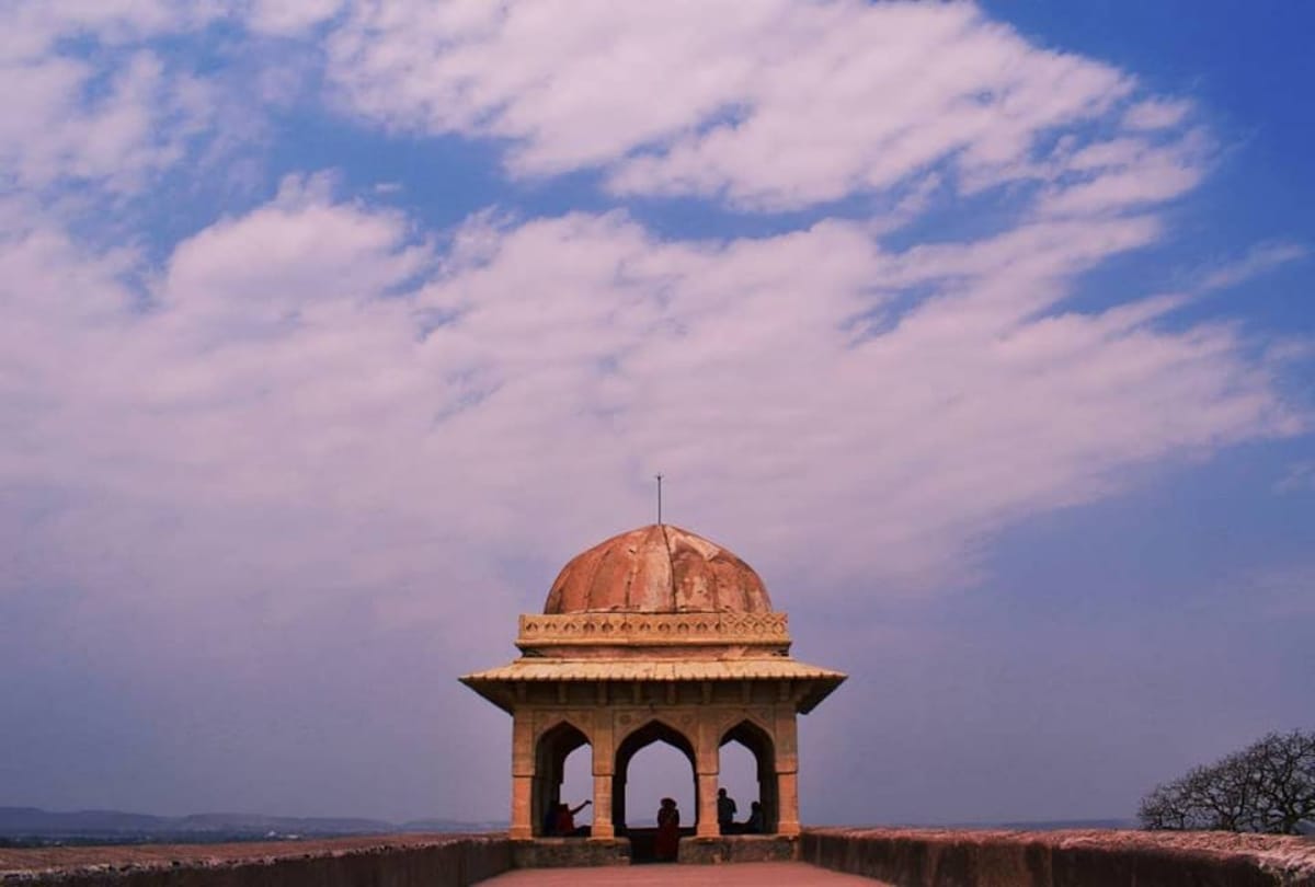 visit roopmati pavilion mandu madhya pradesh with partner
