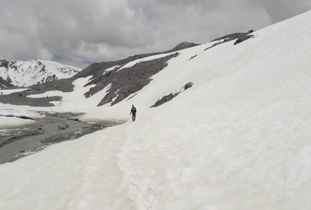 Four passes of the western Himalayas laden with snow even in July