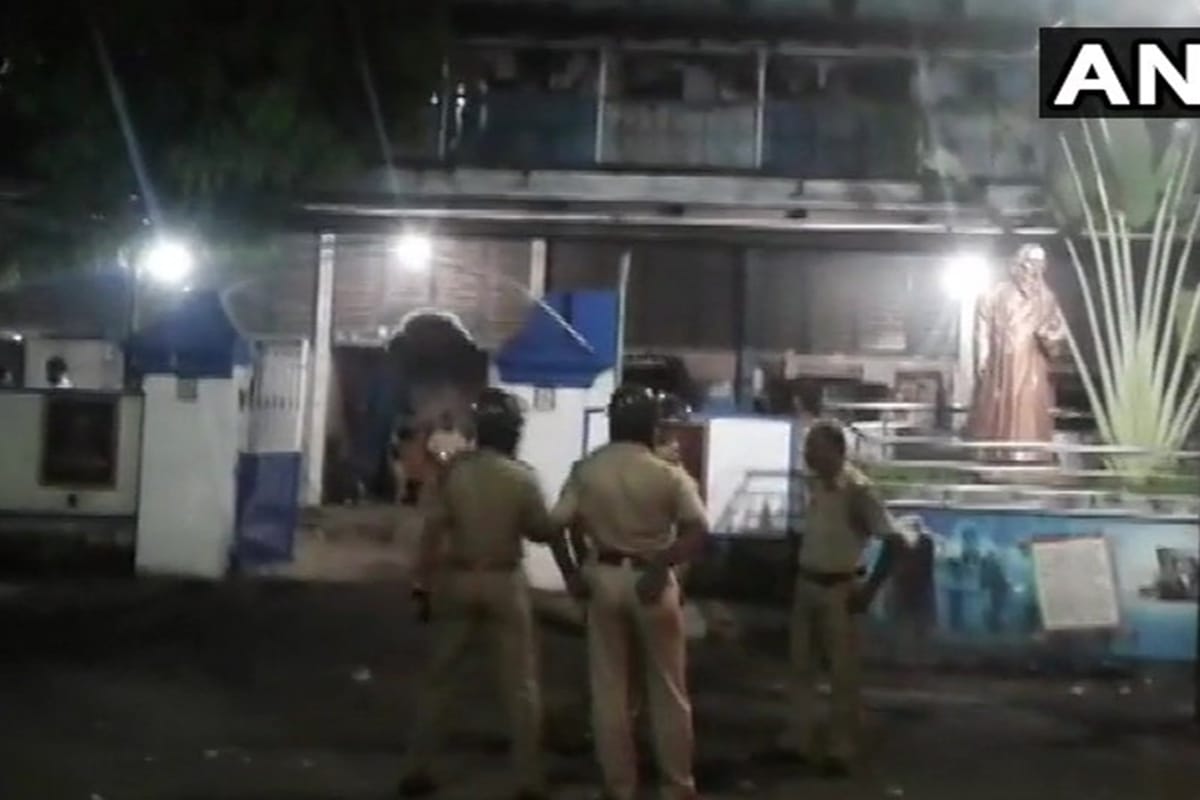 Unidentified miscreants hurled bomb at residence of BJP MP Arjun Singh and fired bullets