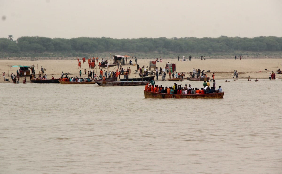 water level increase again in ganga after rain varanasi